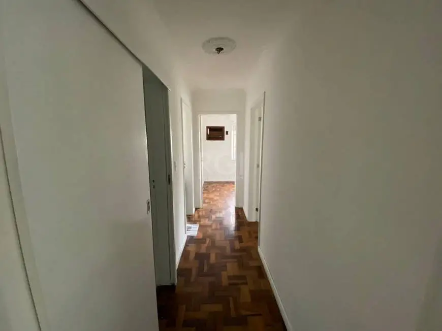 Foto 2 de Apartamento com 3 Quartos à venda, 62m² em Cristal, Porto Alegre