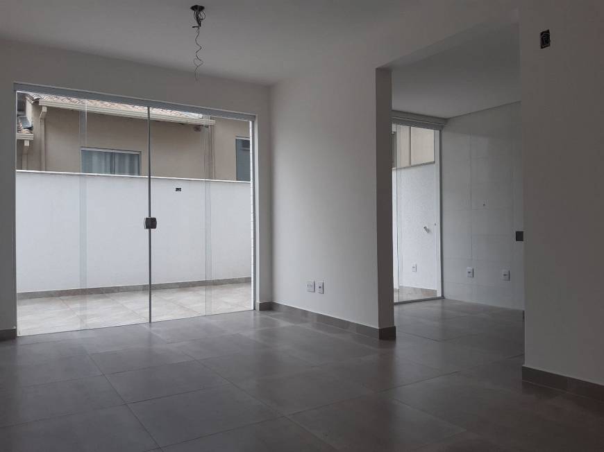 Foto 1 de Apartamento com 3 Quartos à venda, 86m² em Heliópolis, Belo Horizonte