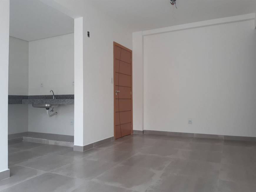 Foto 3 de Apartamento com 3 Quartos à venda, 86m² em Heliópolis, Belo Horizonte