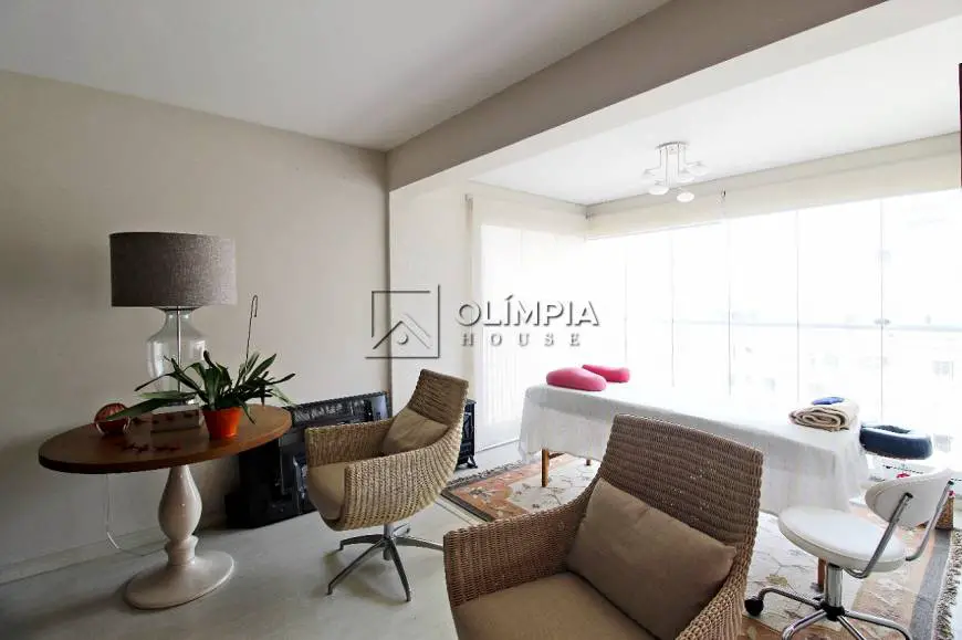 Foto 4 de Apartamento com 3 Quartos à venda, 147m² em Jardim Paulista, São Paulo