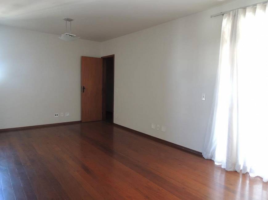Foto 1 de Apartamento com 3 Quartos para alugar, 97m² em Serra, Belo Horizonte