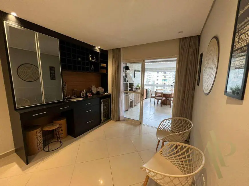 Foto 5 de Apartamento com 4 Quartos à venda, 205m² em Canto do Forte, Praia Grande