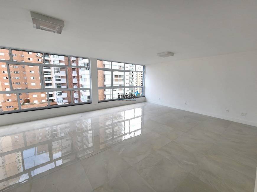 Foto 1 de Apartamento com 4 Quartos à venda, 198m² em Embaré, Santos