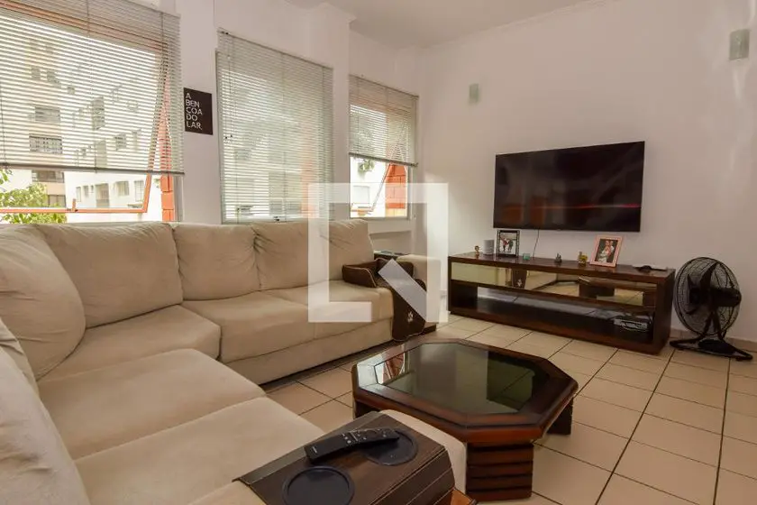 Foto 2 de Apartamento com 4 Quartos para alugar, 130m² em Enseada, Guarujá