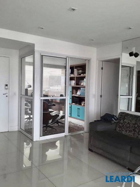 Foto 3 de Apartamento com 4 Quartos à venda, 193m² em Lapa, São Paulo