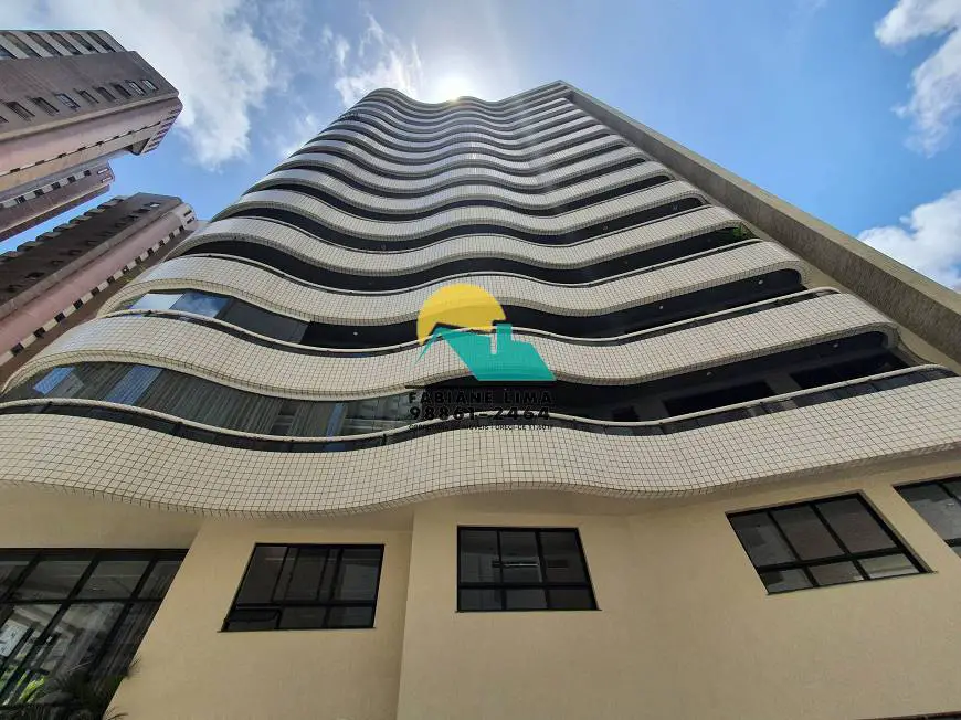 Foto 1 de Apartamento com 4 Quartos à venda, 220m² em Meireles, Fortaleza