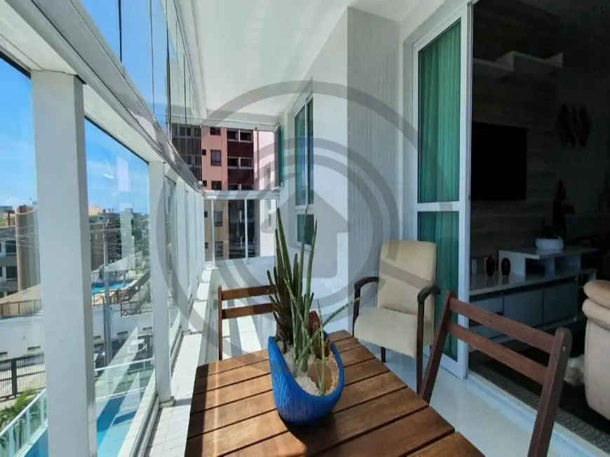 Foto 1 de Apartamento com 4 Quartos à venda, 110m² em Pitangueiras, Lauro de Freitas
