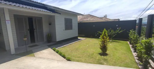 Foto 4 de Casa com 2 Quartos à venda, 420m² em Ipiranga, São José