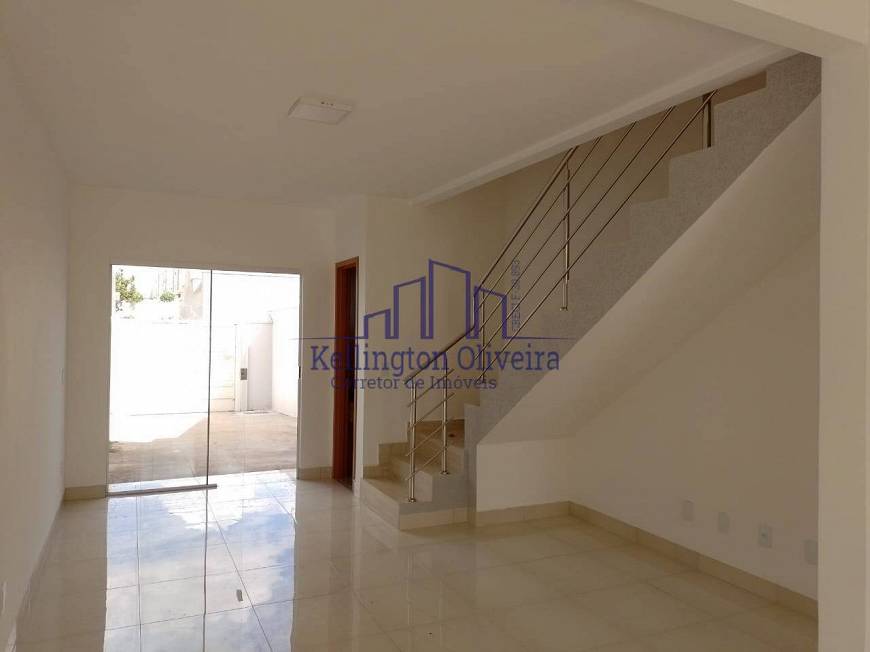 Foto 3 de Casa com 2 Quartos à venda, 120m² em Moinho dos Ventos, Goiânia