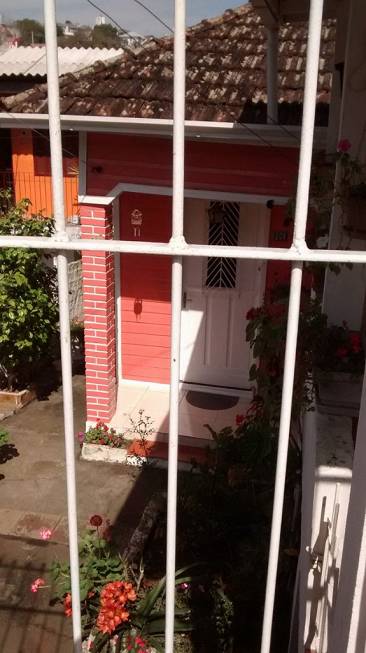 Foto 1 de Casa com 2 Quartos à venda, 80m² em Vila Jardim, Porto Alegre