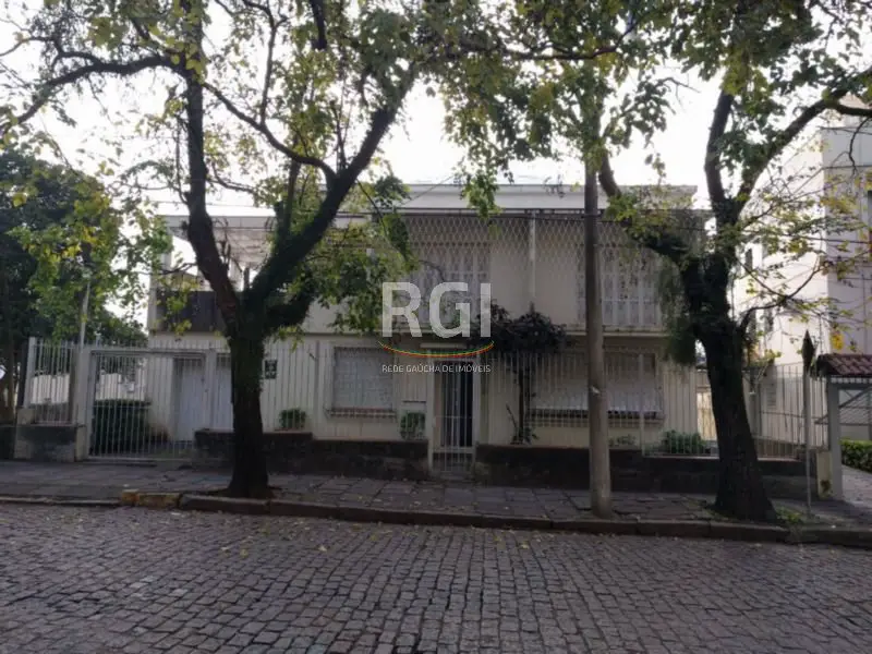 Foto 1 de Casa com 3 Quartos à venda, 195m² em Floresta, Porto Alegre