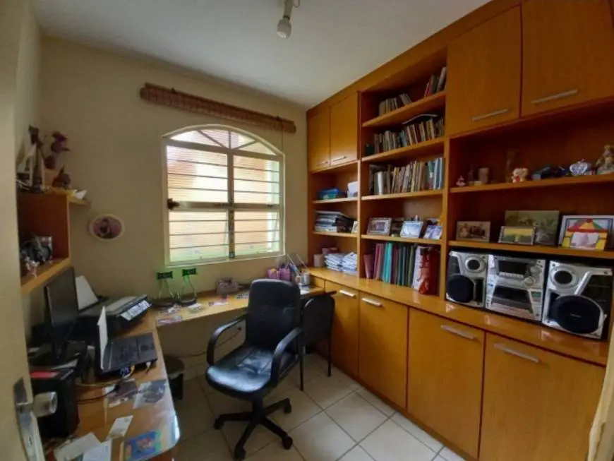 Foto 5 de Casa com 3 Quartos à venda, 138m² em Jabour, Vitória