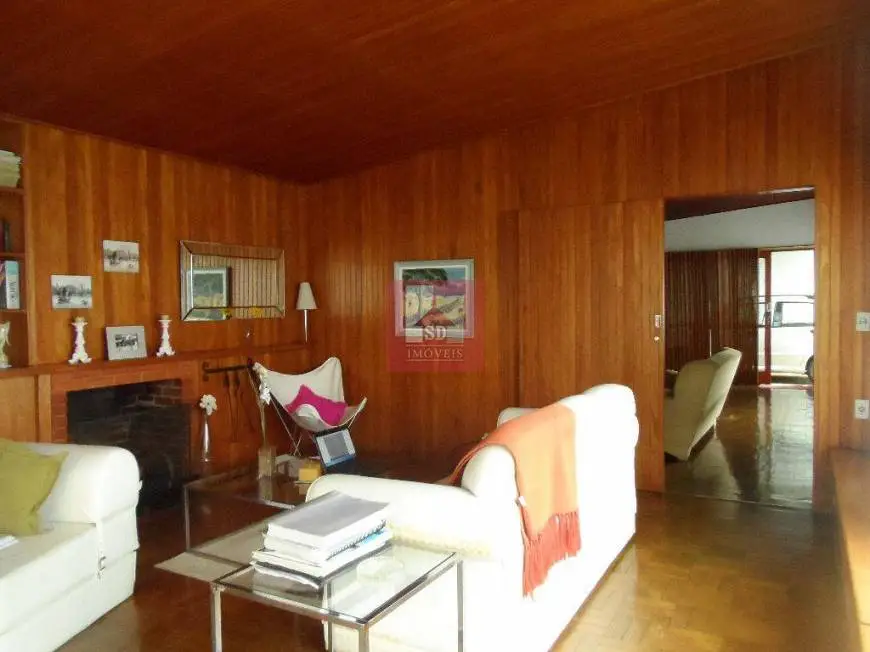 Foto 5 de Casa com 3 Quartos à venda, 162m² em Jardim Cascata, Teresópolis