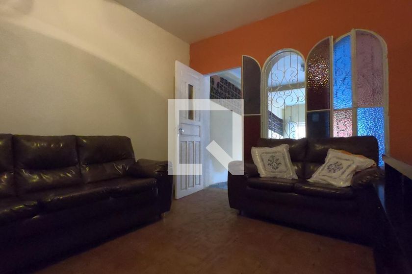 Foto 2 de Casa com 3 Quartos à venda, 125m² em Jardim Henriqueta, Taboão da Serra