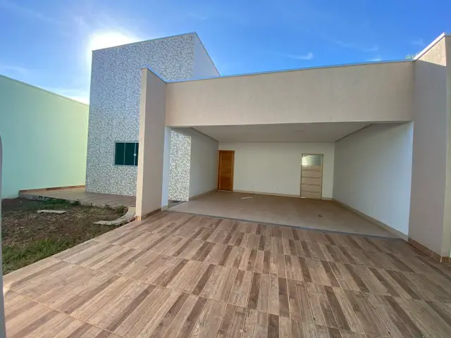 Foto 2 de Casa com 3 Quartos à venda, 360m² em Jardim Tocantins, Gurupi