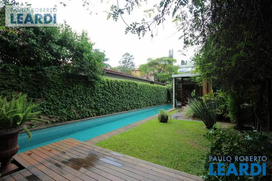 Foto 2 de Casa com 4 Quartos à venda, 500m² em Pacaembu, São Paulo