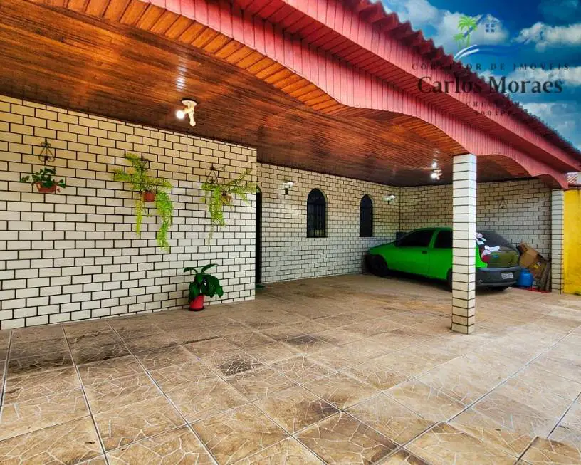 Foto 3 de Casa com 5 Quartos à venda, 190m² em Flores, Manaus