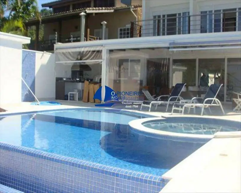 Foto 2 de Casa com 5 Quartos para alugar, 300m² em Praia de Juquehy, São Sebastião