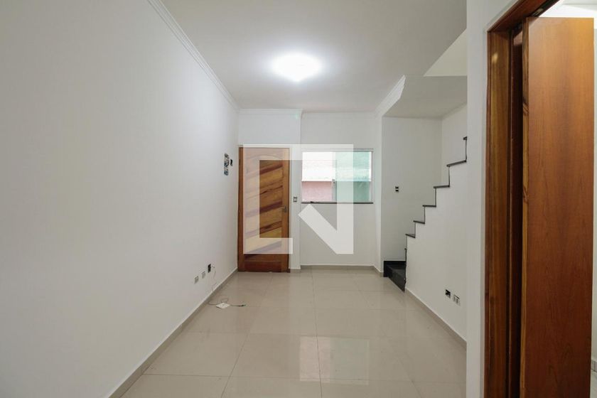 Foto 1 de Casa de Condomínio com 2 Quartos para alugar, 60m² em Penha De Franca, São Paulo