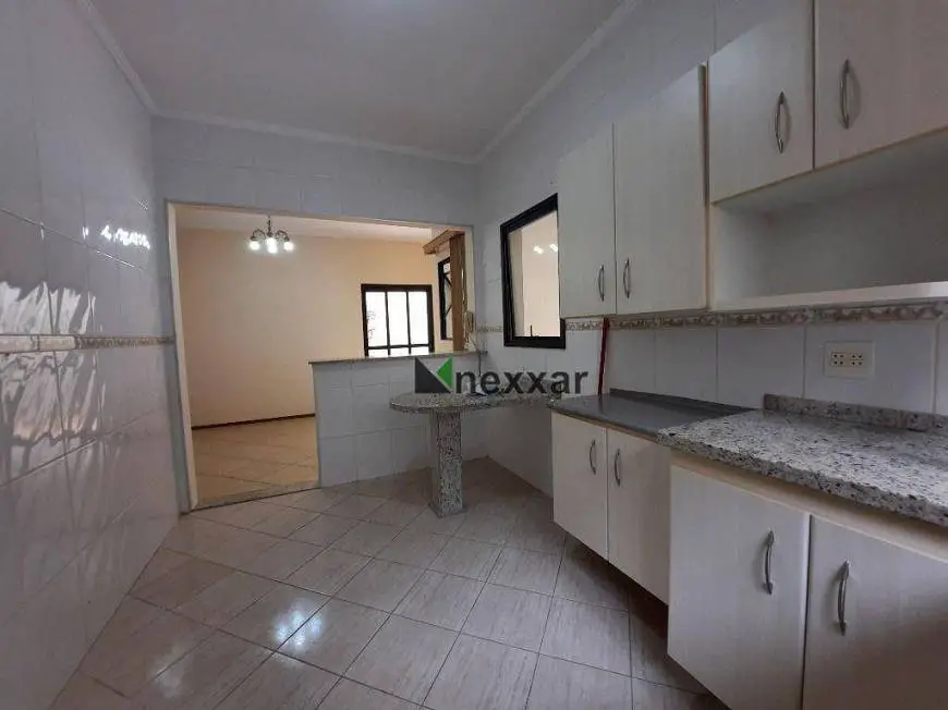 Foto 5 de Casa de Condomínio com 3 Quartos para alugar, 165m² em Condominio Vivenda das Quaresmeiras, Valinhos