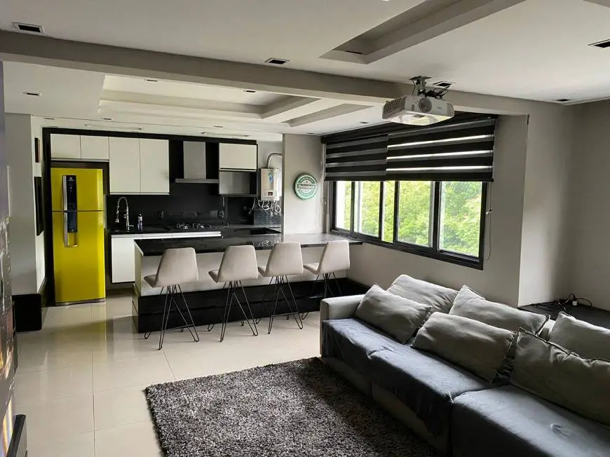 Foto 3 de Apartamento com 1 Quarto à venda, 50m² em Azenha, Porto Alegre