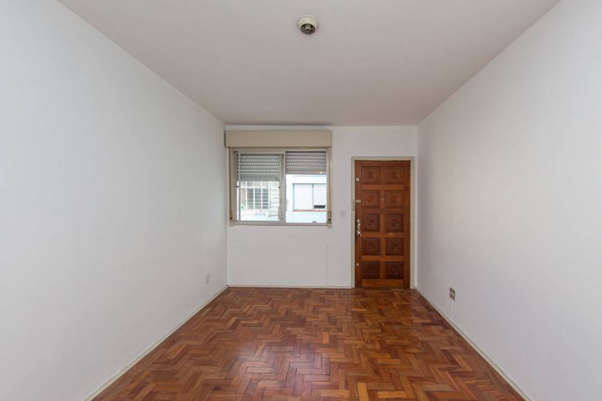Foto 1 de Apartamento com 2 Quartos para alugar, 76m² em Centro, Santa Maria