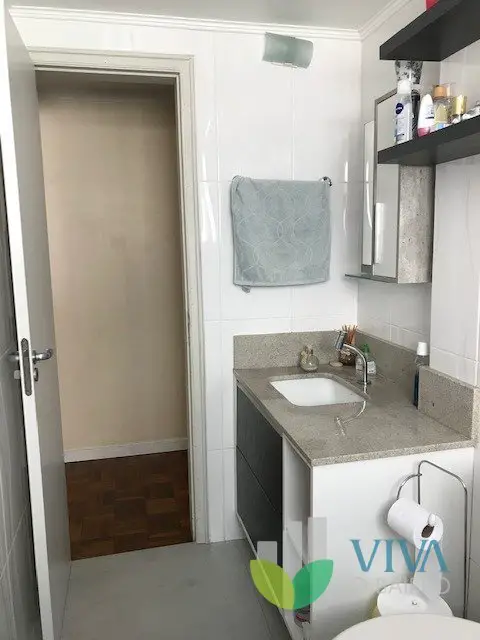 Foto 3 de Apartamento com 2 Quartos à venda, 65m² em Menino Deus, Porto Alegre