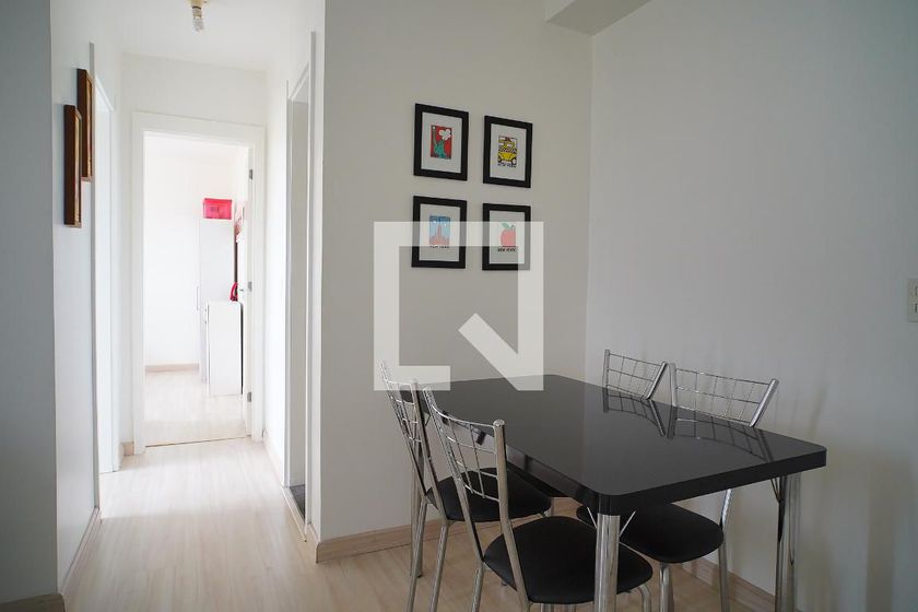 Foto 4 de Apartamento com 2 Quartos para alugar, 48m² em Sarandi, Porto Alegre