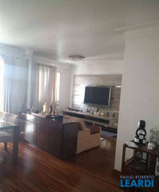 Foto 1 de Apartamento com 3 Quartos à venda, 76m² em Água Rasa, São Paulo