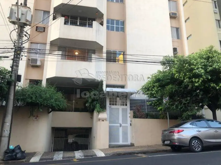 Foto 1 de Apartamento com 3 Quartos para alugar, 130m² em Centro, São José do Rio Preto