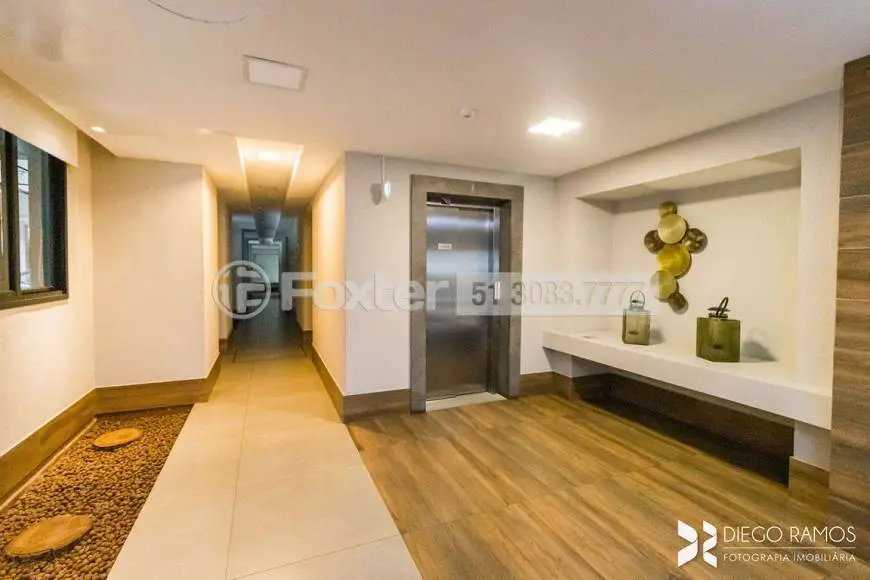 Foto 4 de Apartamento com 3 Quartos à venda, 100m² em Cristal, Porto Alegre