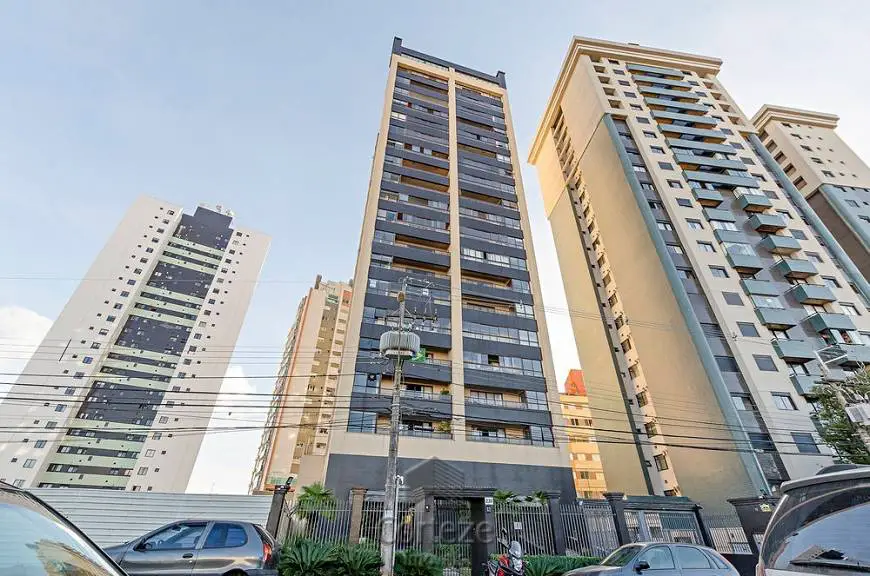 Foto 1 de Apartamento com 3 Quartos à venda, 149m² em Cristo Rei, Curitiba