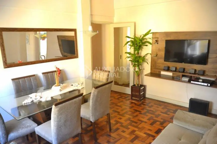 Foto 4 de Apartamento com 3 Quartos à venda, 97m² em Farroupilha, Porto Alegre