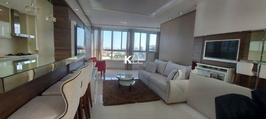 Foto 1 de Apartamento com 3 Quartos à venda, 174m² em Kobrasol, São José
