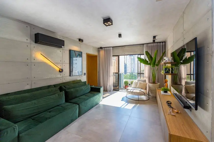 Foto 2 de Apartamento com 3 Quartos à venda, 120m² em Moema, São Paulo