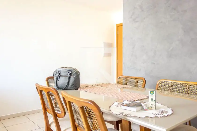 Foto 5 de Apartamento com 3 Quartos para alugar, 76m² em Tubalina, Uberlândia