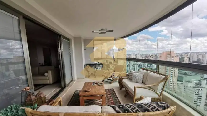 Foto 5 de Apartamento com 3 Quartos à venda, 300m² em Vila Andrade, São Paulo