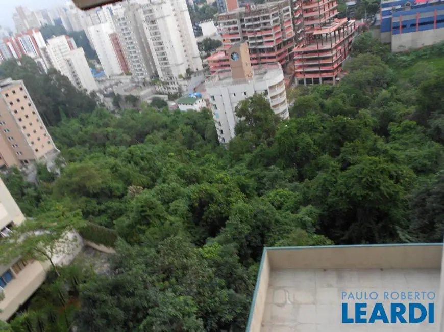 Foto 3 de Apartamento com 4 Quartos para venda ou aluguel, 220m² em Morumbi, São Paulo