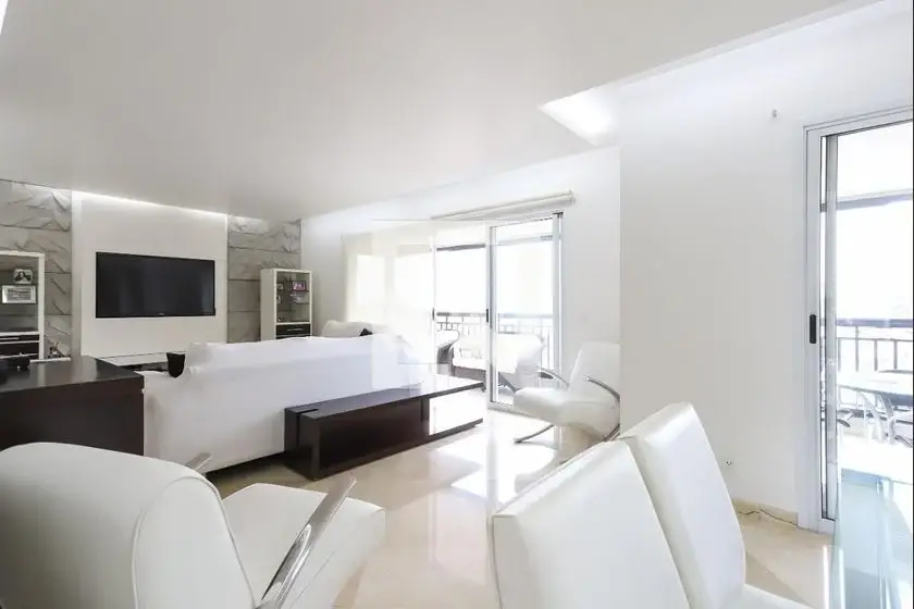 Foto 1 de Apartamento com 4 Quartos para alugar, 181m² em Santana, São Paulo