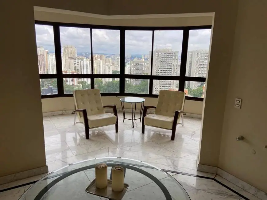 Foto 1 de Apartamento com 4 Quartos à venda, 257m² em Vila Suzana, São Paulo
