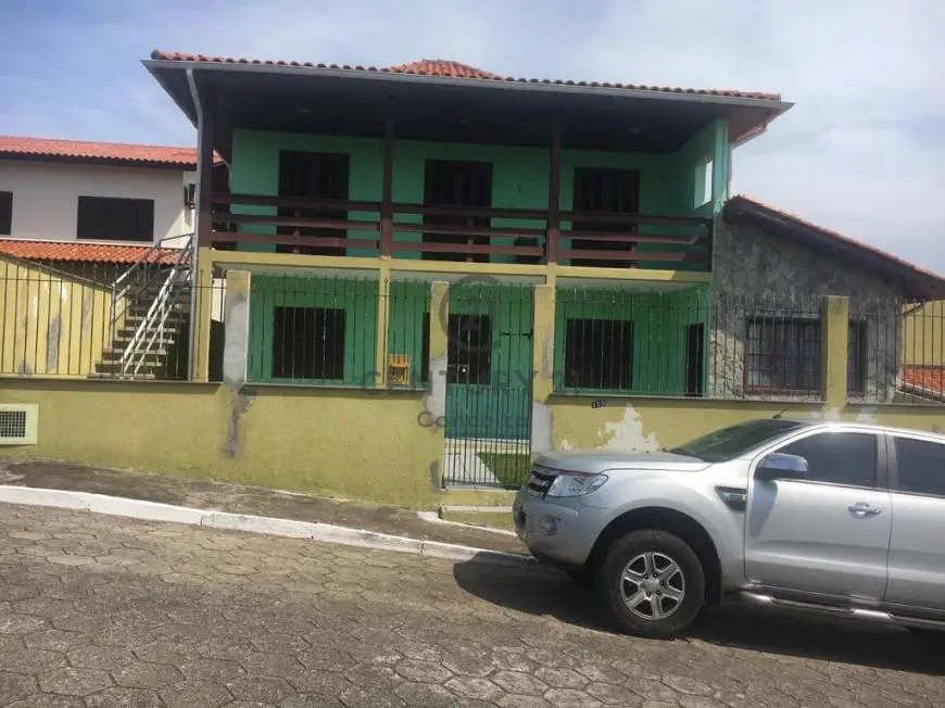 Foto 3 de Casa com 11 Quartos à venda, 302m² em Ingleses do Rio Vermelho, Florianópolis
