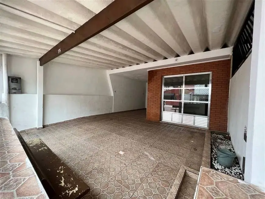 Foto 2 de Casa com 2 Quartos à venda, 300m² em Barcelona, Serra