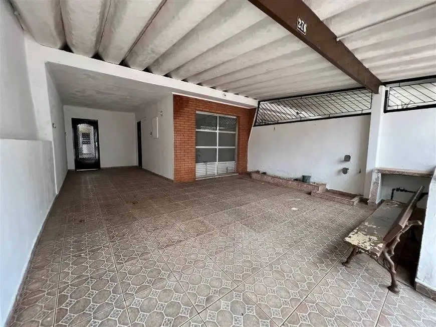 Foto 3 de Casa com 2 Quartos à venda, 300m² em Barcelona, Serra