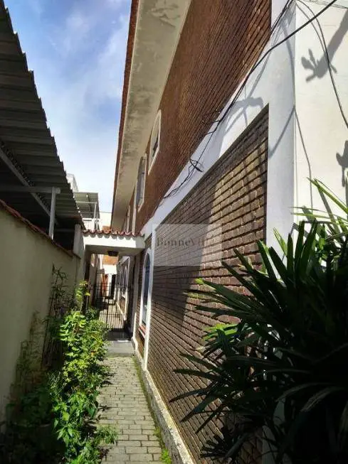 Foto 1 de Casa com 3 Quartos à venda, 258m² em Chácara Santo Antônio, São Paulo