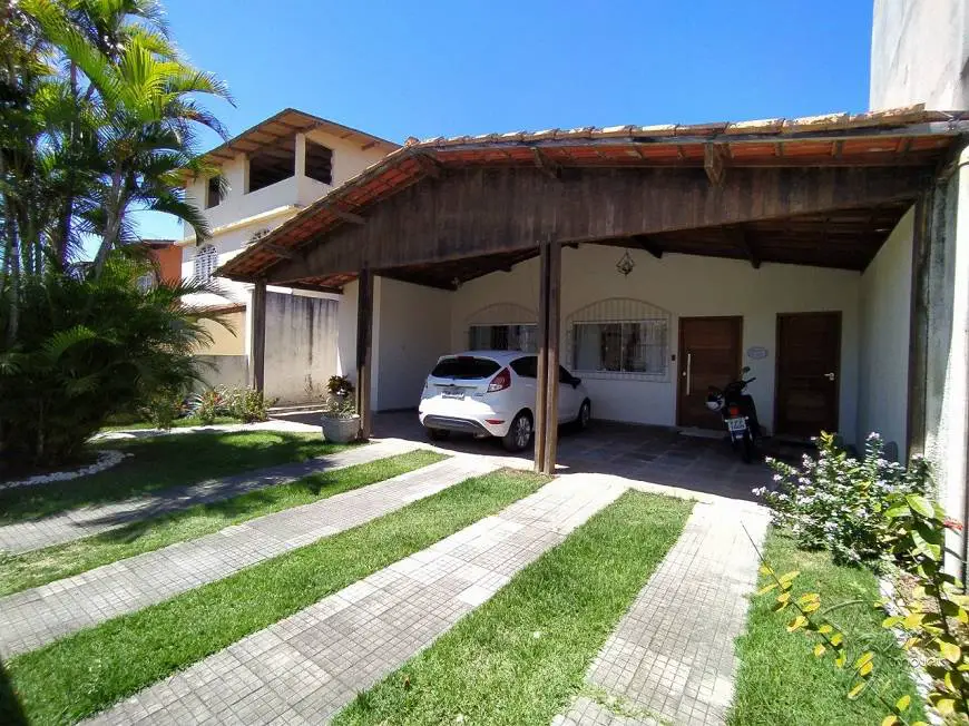 Foto 2 de Casa com 3 Quartos à venda, 203m² em Itapebussu, Guarapari