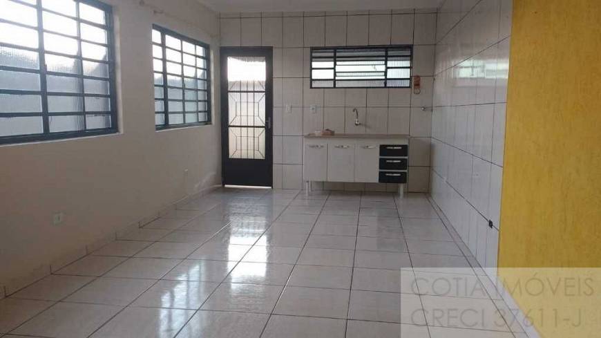 Foto 3 de Casa com 3 Quartos à venda, 145m² em Jardim Maria Rosa, Taboão da Serra