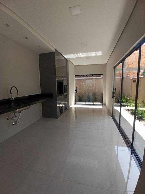 Foto 1 de Casa com 3 Quartos à venda, 145m² em Jardim Morumbi, Londrina