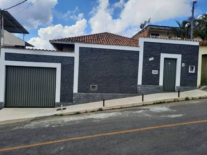Foto 1 de Casa com 3 Quartos à venda, 127m² em Santa Efigênia, Juiz de Fora