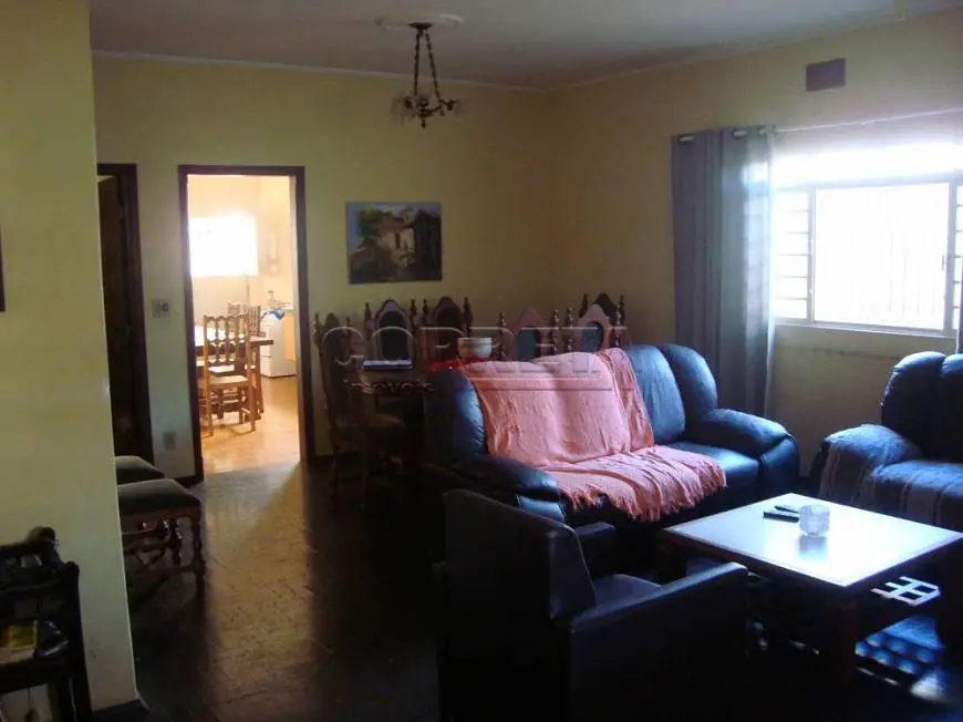 Foto 1 de Casa com 3 Quartos à venda, 245m² em Vila Mendonça, Araçatuba