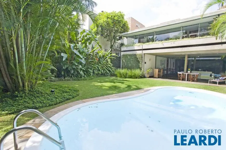 Foto 1 de Casa com 4 Quartos à venda, 425m² em Alto Da Boa Vista, São Paulo